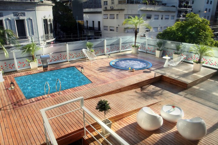 Hotel with Pool