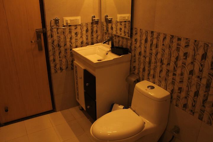 Room 20 of 43