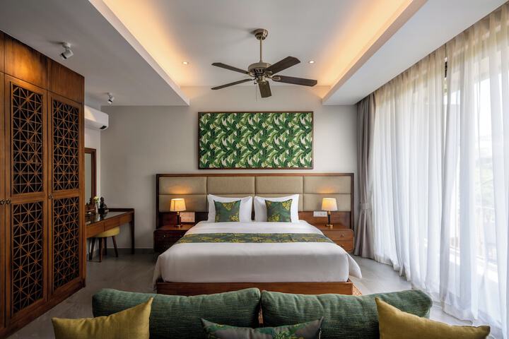 Room 27 of 119
