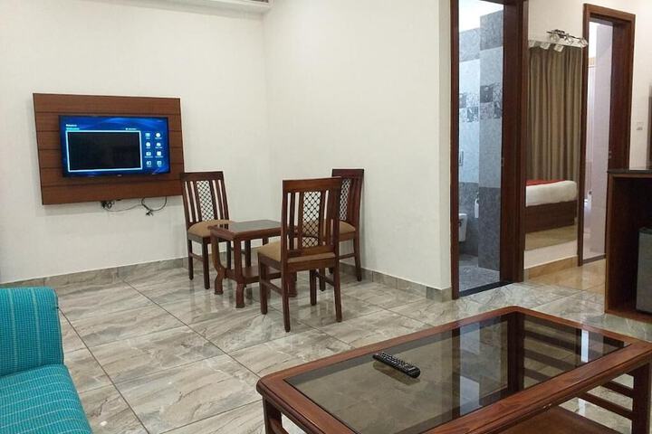 Room 7 of 49