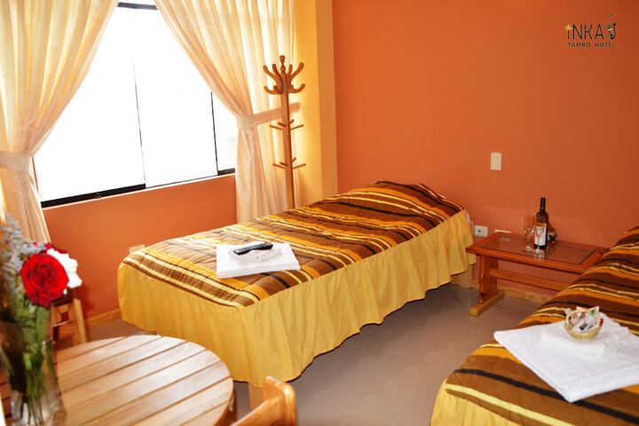 Room 9 of 24
