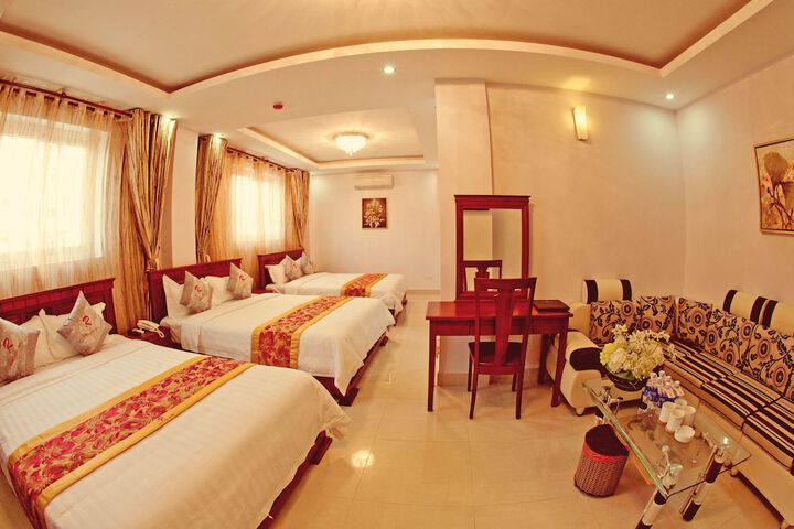 Room 15 of 90