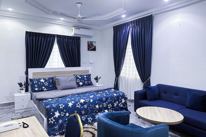 Room 15 of 29