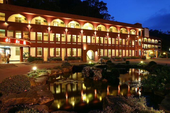 Hotel 52 of 52
