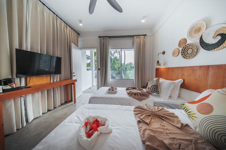 Room 10 of 51