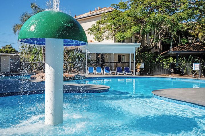 Pool 107 of 148