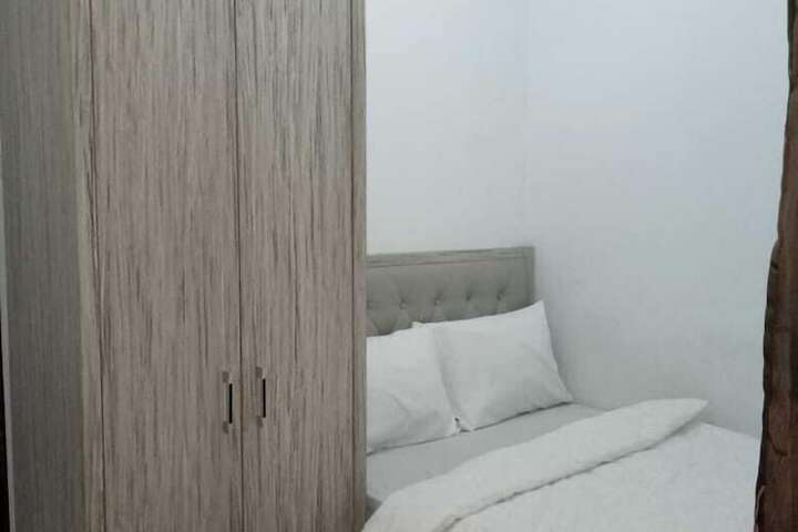 Room 8 of 23