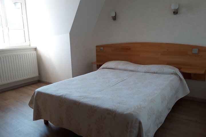 Room 12 of 26