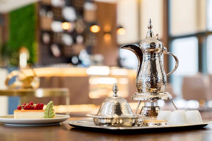 Breakfast/Coffee Service 76 of 136