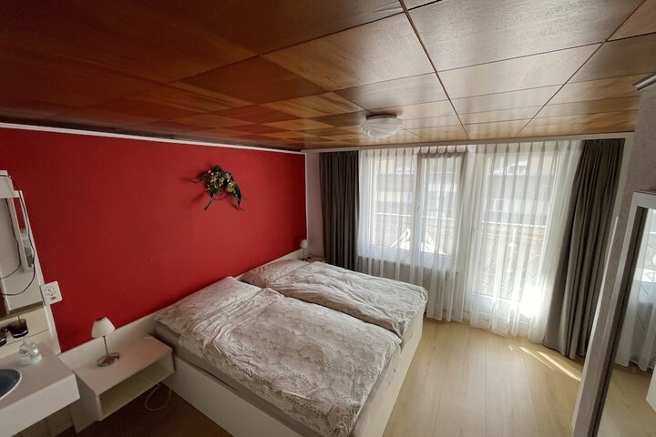 Room 8 of 51