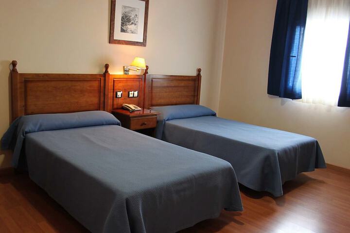 Room 8 of 53