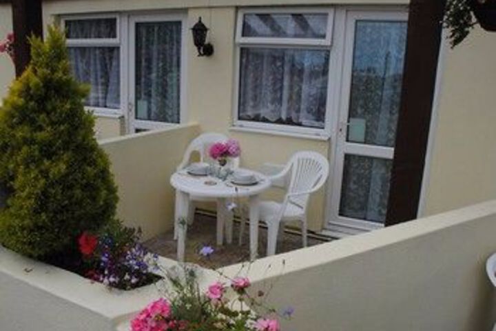 Terrace/Patio 5 of 45
