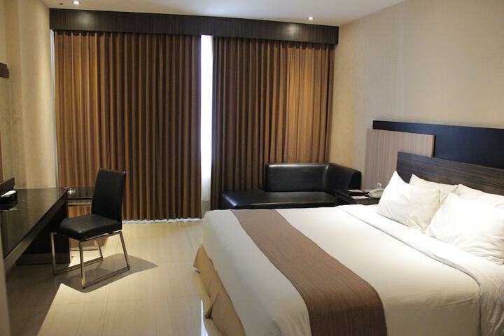 Room 13 of 68