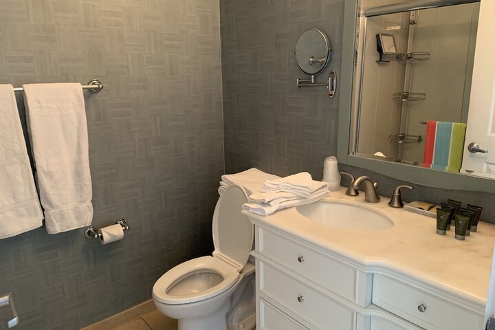 Room 26 of 48