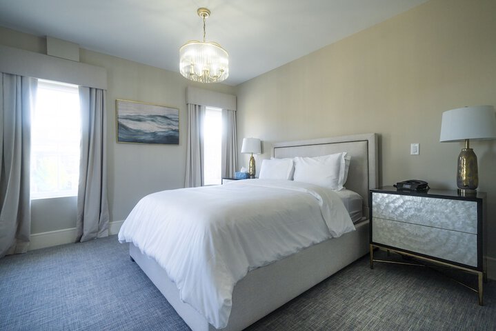 Room 7 of 36
