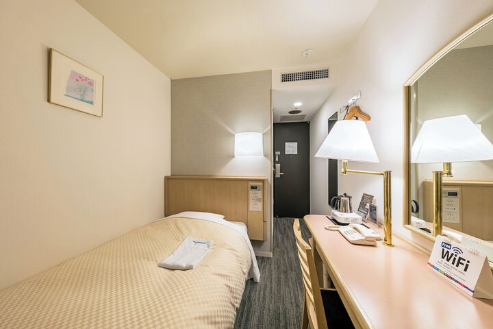 Room 26 of 57