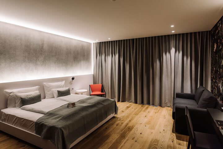 Room 20 of 53