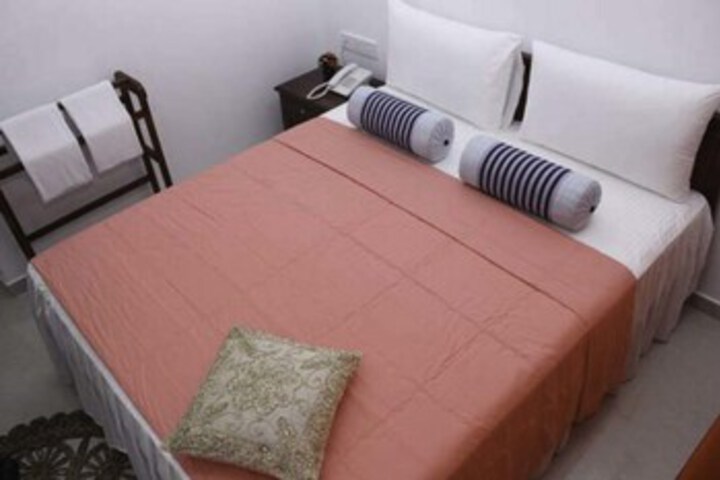 Room 14 of 21