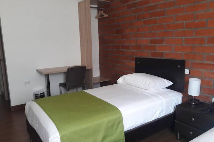 Room 13 of 46