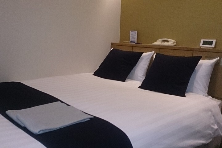Room 4 of 45