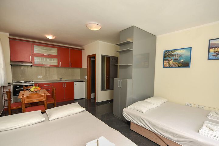 Room 36 of 67