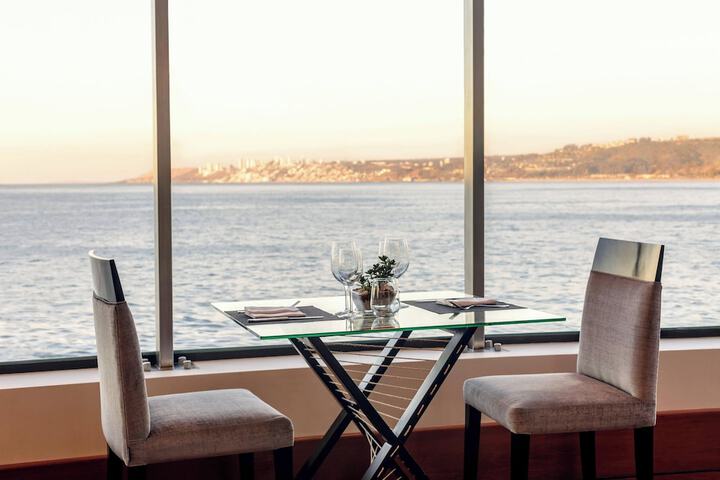 Dining 38 of 71