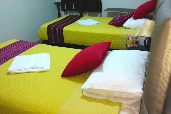 Room 7 of 32