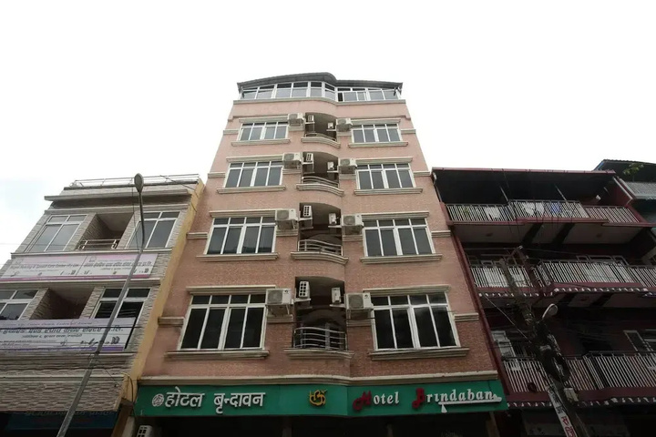 Oyo 512 Hotel Brindaban