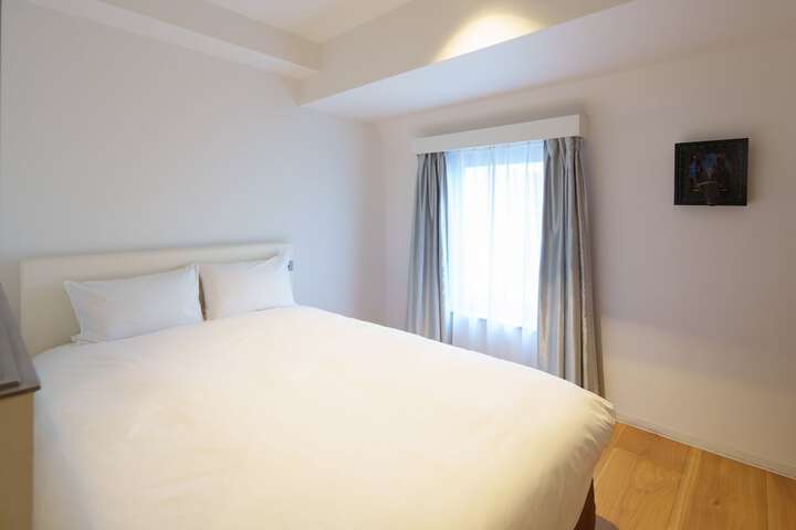 Room 27 of 62