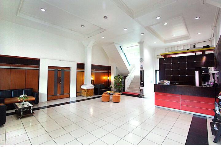 Exterior of Yasminstar Hotel