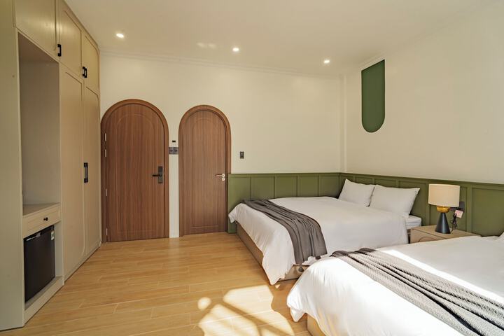 Room 19 of 71