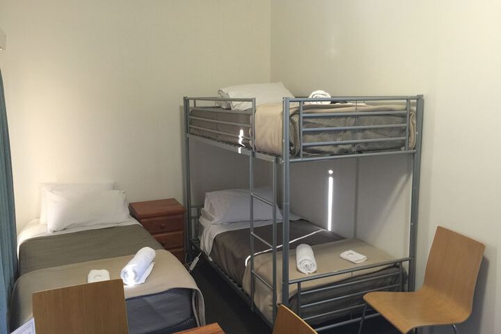 Room 16 of 45