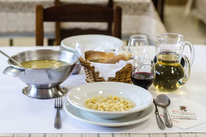Dining 78 of 120