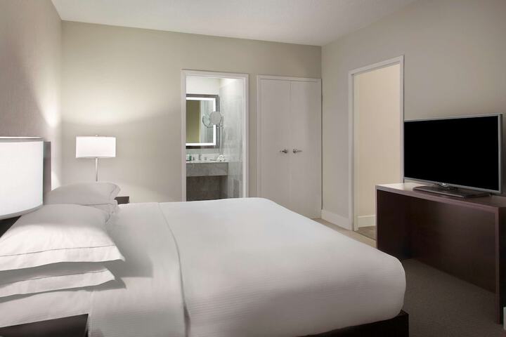 1 King Bed 1 Bedroom Presidential Suite (15 of 39)