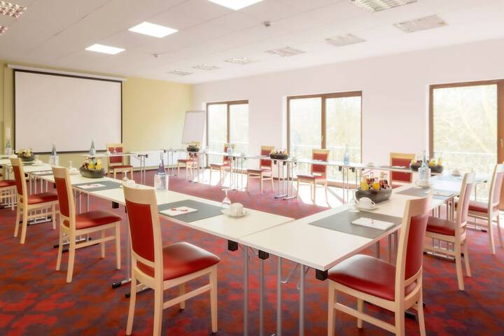 Meeting 28 of 31