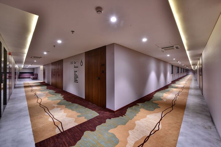Hotel 52 of 61