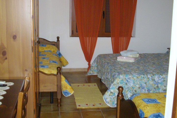 Room 18 of 30