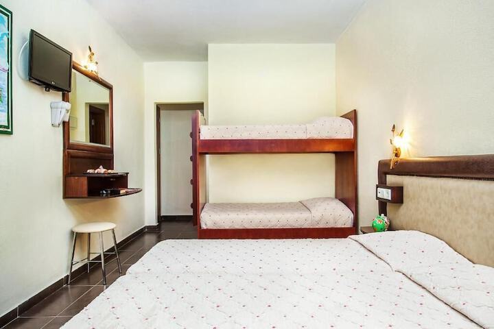 Room 5 of 48