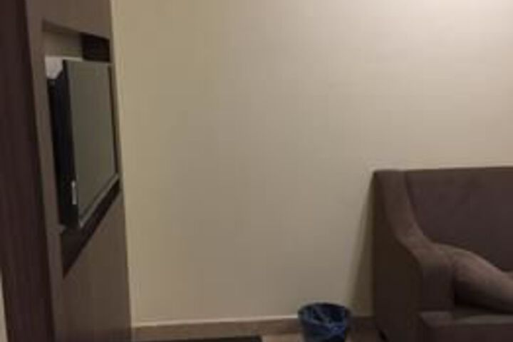Room 19 of 25