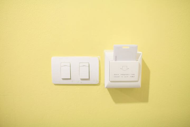 Room 7 of 34