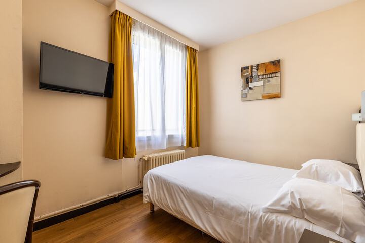 Room 15 of 56