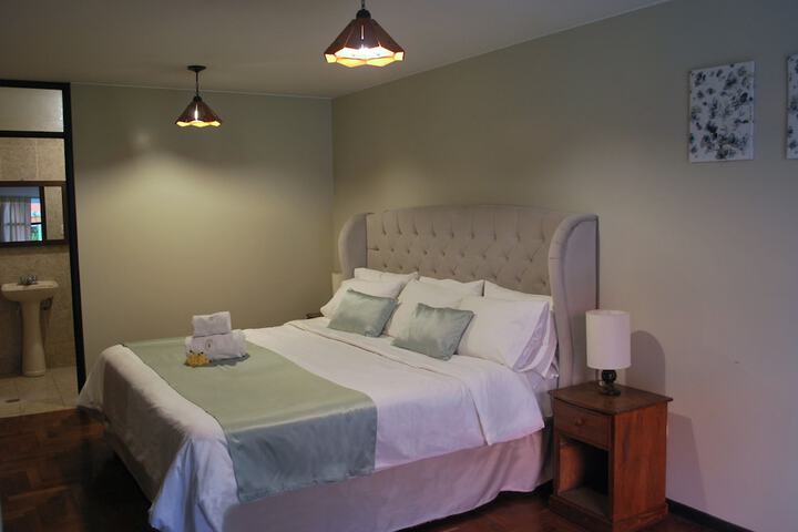 Room 5 of 27