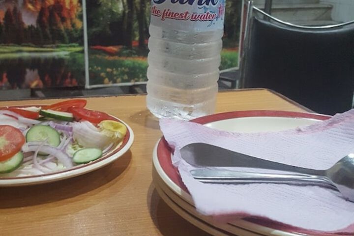 Dining 11 of 17