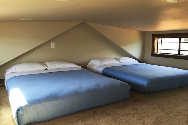 Room 11 of 149