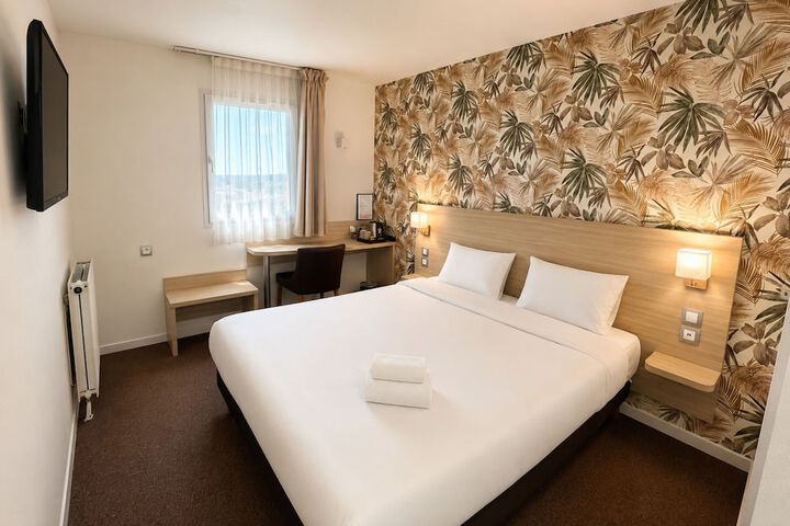 Room 14 of 62
