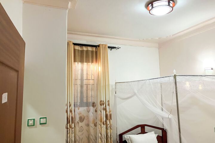 Room 115 of 226