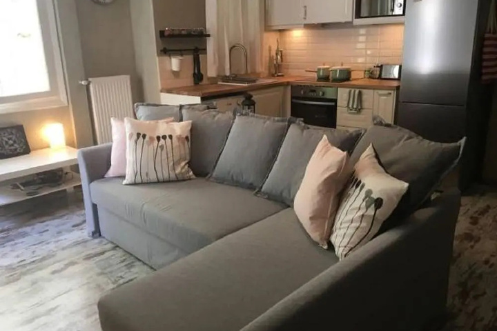 Cozy smart apt with courtyard in Koukaki