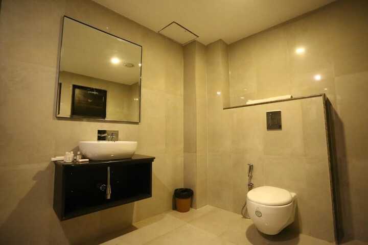 Room 17 of 22