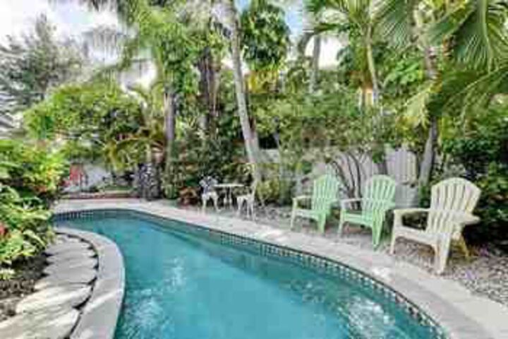 Pool 44 of 49