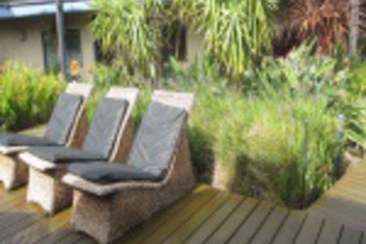 Sundeck 37 of 420